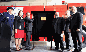 From left: Sunshine Coast Fire Station Commander Kerry Schemioneck, Councillor Debbie Blummel, Minister Albanese, Sunshine Coast Mayor Council Bob Abbot, Airservices CEO Greg Russell, GM Aviation Rescue and Fire Fighting Andrew Rushbrook.